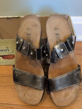 Naot Ashley Metallic Silver Leather Slide Sandals Size 39